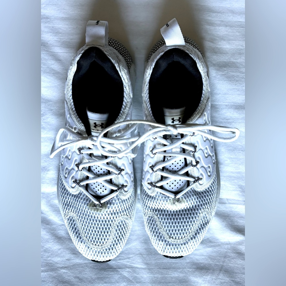 Under Armour Revenant Shoes - Picture 2 of 8